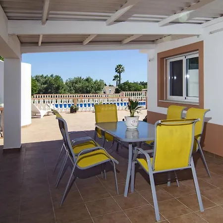 609 Mariposa Villa