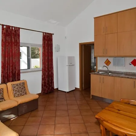 Villa 609 Mariposa Lagos